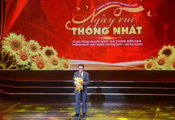 Đồng chí Nguyễn Đức Lợi, Phó Chủ tịch Thường trực Hội Nhà báo Việt Nam phát biểu khai mạc chương trình.