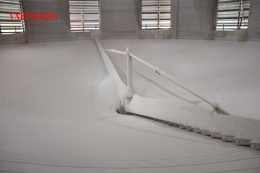 Các nhà máy sản xuất phân Urê trong nước đối mặt với bối cảnh dư cung, giá giảm.