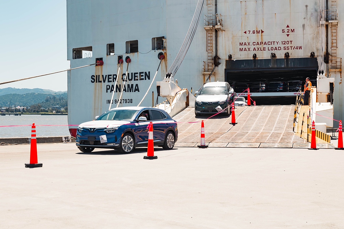 VF 8 bản Eco đạt 264 dặm và cho VF 8 bản Plus là 243 dặm.