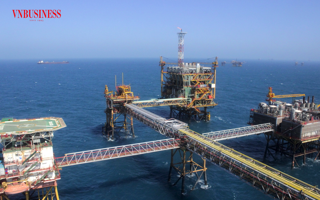 Sau khi có tân Tổng giám đốc, mới đây Liên doanh Việt - Nga Vietsovpetro đã phải lên tiếng phản bác trước thông tin vi phạm về đấu thầu.