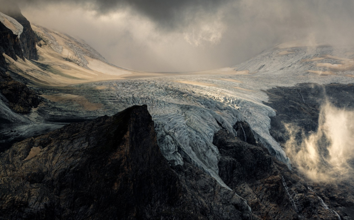 Sông băng huyền bí. Ảnh Britta Strack