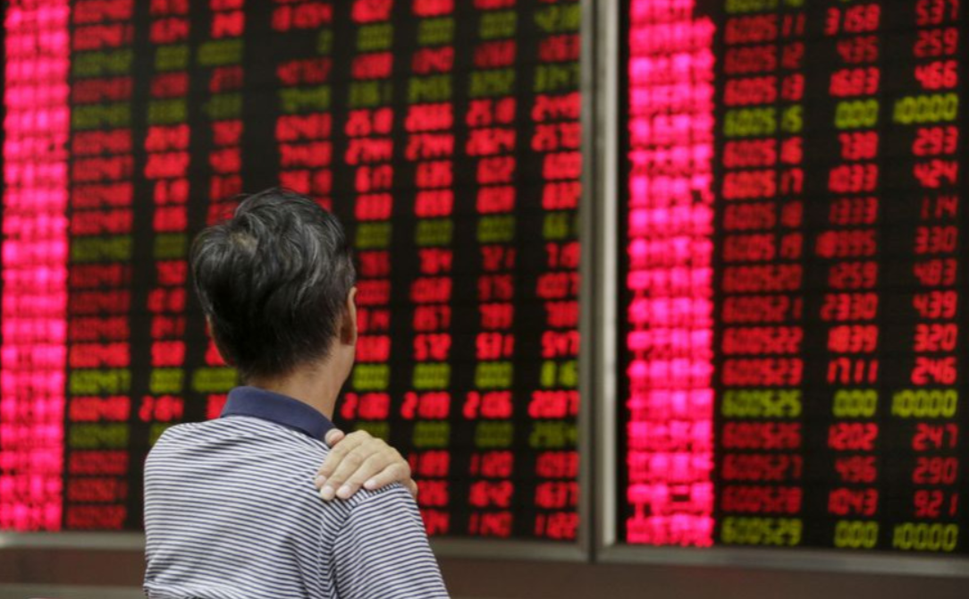 Thanh khoản bất ngờ sụt giảm, VN-Index tiếp tục gặp khó.