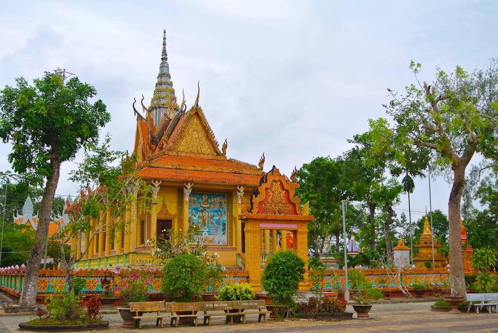 Chùa Prếk On Đơk là một trong những ngôi chùa tiêu biểu của Phật giáo Nam tông Khmer ở miền Tây Nam Bộ.