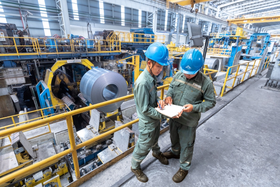 Xuất hiện tình trạng một số DN lớn hoạt động đa ngành, đa lĩnh vực phải bán tài sản với giá trị thấp (Ảnh: Minh họa).