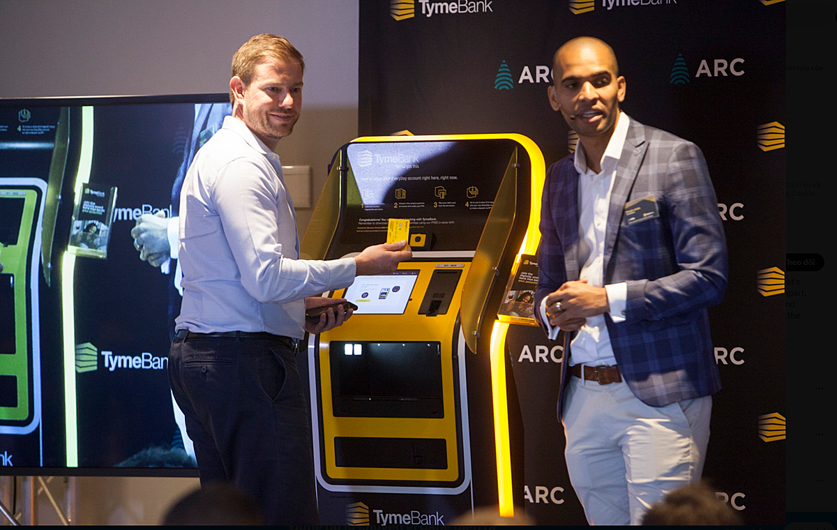 Phần lớn thuộc sở hữu của tỷ phú Nam Phi Patrice Motsepe, Tyme Group hoạt động như một ngân hàng ở Nam Phi.