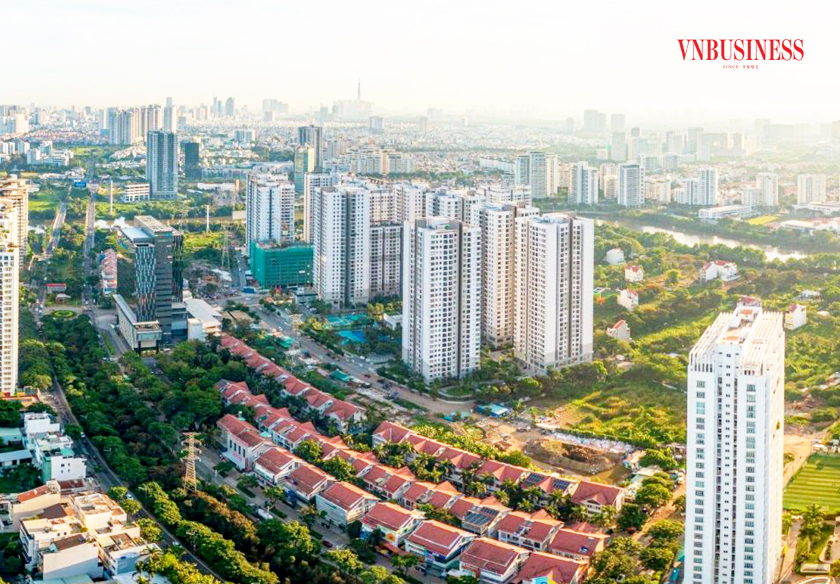 Khó khăn vẫn đang bủa vây các doanh nghiệp bất động sản, dự kiến kéo dài sang năm 2024.