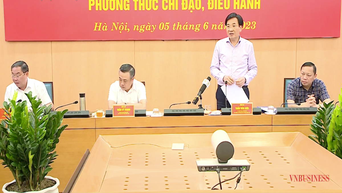 Bộ trưởng, Chủ nhiệm Văn phòng Chính phủ Trần Văn Sơn vừa dẫn đầu Đoàn công tác khảo sát thực tế, làm việc với UBND TP. Hà Nội.