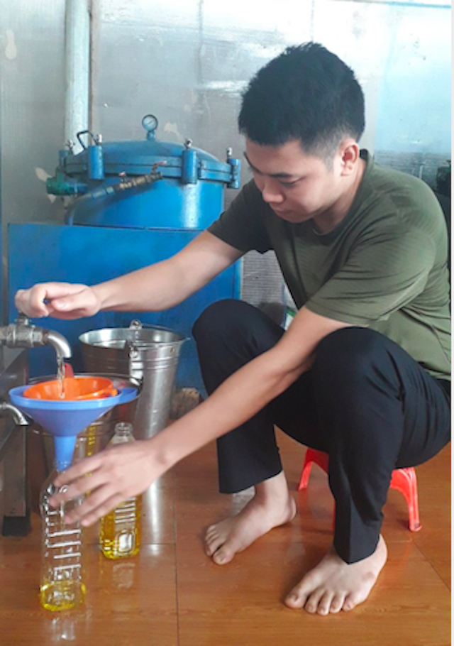 Hiện nay, hệ thống máy ép dầu của HTX đang có công suất từ 100 – 120 lít dầu/giờ.