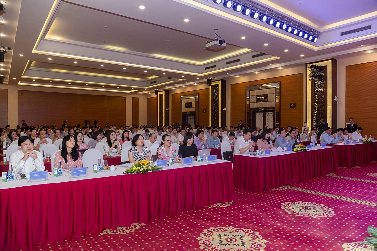 Chương trình hội thảo thu hút đông đảo đại diện các Đài truyền hình, các đơn vị truyền thông trên cả nước.