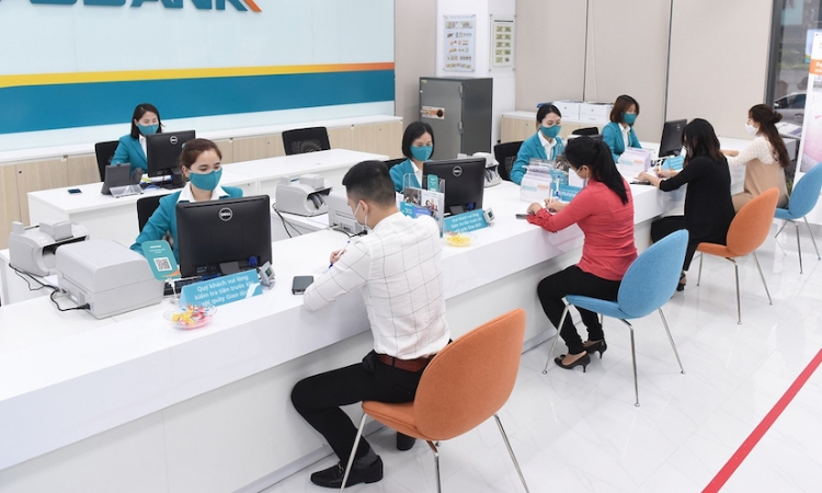 Ngân hàng rốt ráo xử lý vấn đề vốn cho nền kinh tế