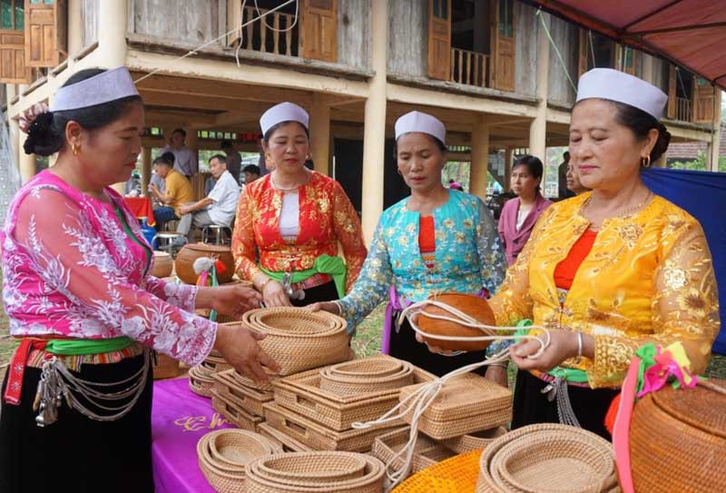 Việc thành lập và phát triển HTX giúp bà con dân tộc thiểu số khai thác tốt hơn tiềm năng, lợi thế của địa phương để phát triển sản xuất