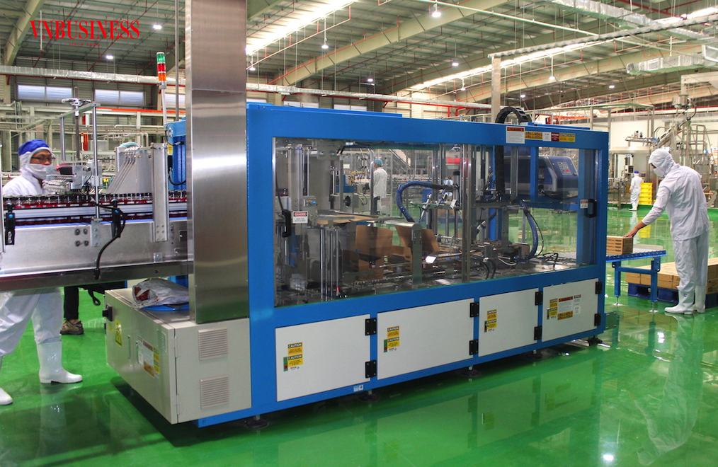 Các nhà sản xuất của Việt Nam cần theo dõi sát những thông tin dự báo về thị trường Mỹ trong nửa cuối năm nay và tỉnh táo có chiến lược phù hợp cho riêng mình nhằm tìm “cửa sáng” về mặt xuất khẩu.