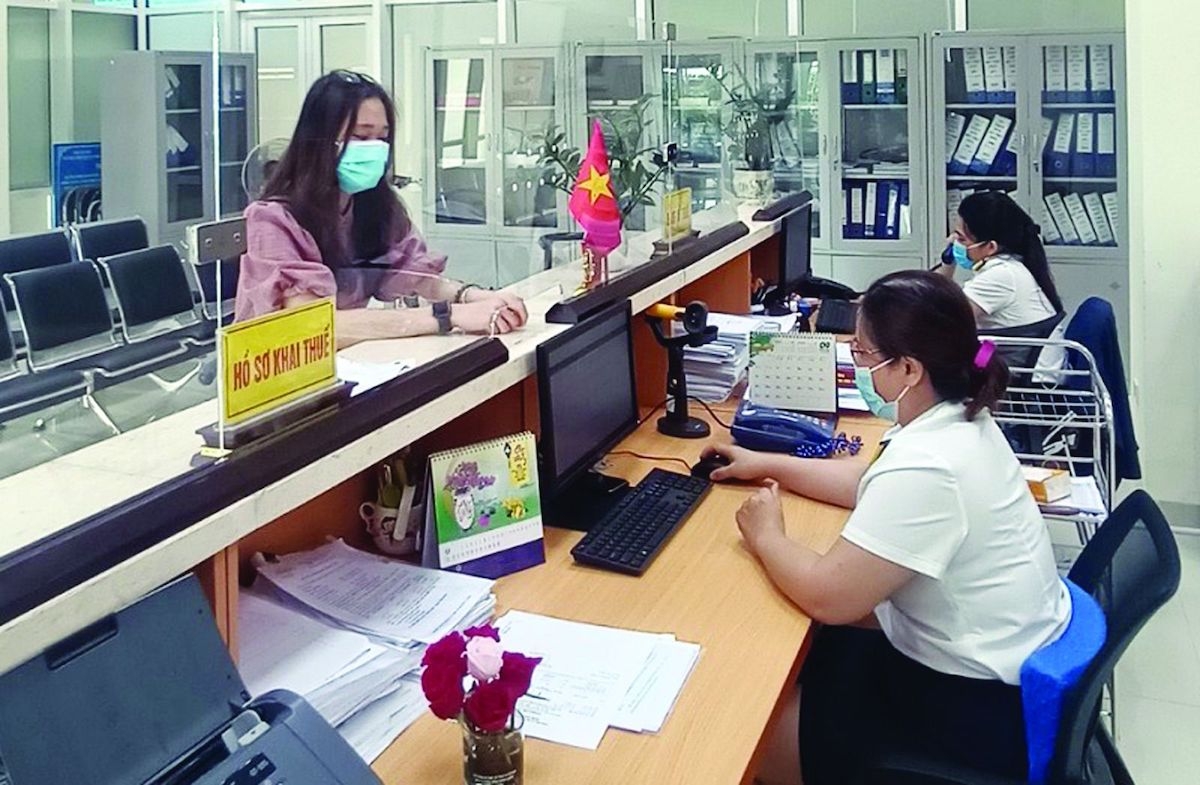 Hiện nay, thuế suất đối với thu nhập từ chuyển nhượng bất động sản là 2%.