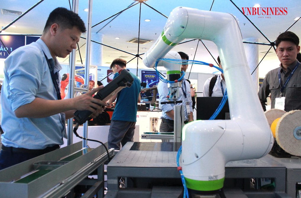 Việt Nam được đánh giá là thị trường có nhu cầu cao về nhập khẩu máy móc thông minh để phục vụ sản xuất.