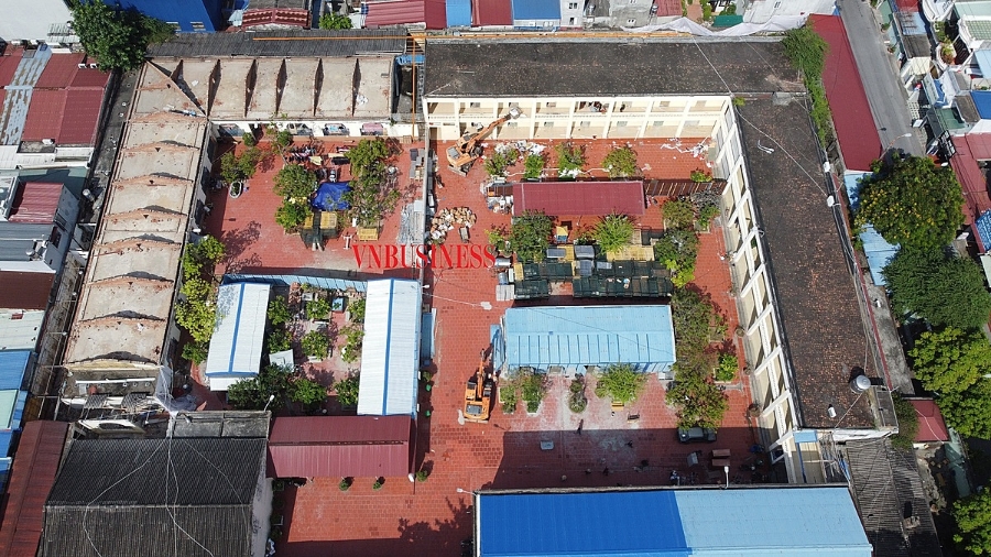 Ngày 2/6, công tác phá dỡ các tòa nhà đang được triển khai, chưa hoàn thành phá dỡ tòa nhà nào.