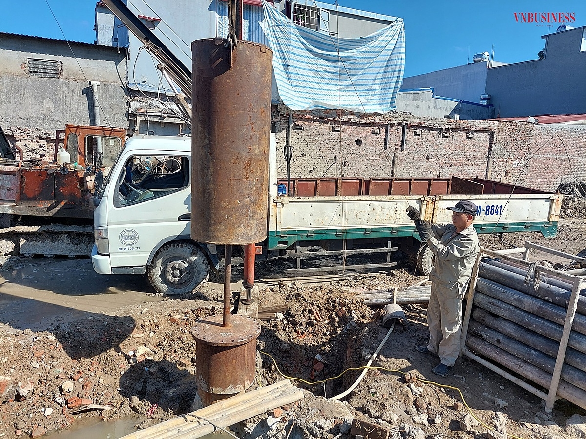 Lấy thí nghiệm đối với cọc đại trà làm trước.