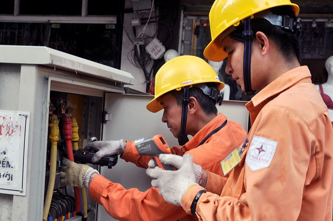 Câu hỏi tại sao EVN lỗ triền miên, mỗi năm hàng chục nghìn tỷ đồng, liệu đây có phải là vấn đề về năng lực quản lý không?... đến thời điểm này vẫn chưa có câu trả lời.