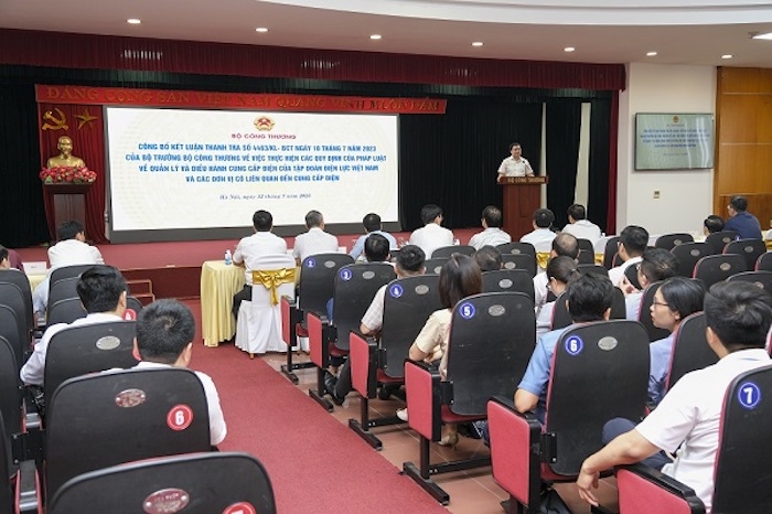 Bộ Công Thương tổ chức công bố Kết luận thanh tra chuyên ngành việc thực hiện các quy định của pháp luật về quản lý và điều hành cung cấp điện của Tập đoàn Điện lực Việt Nam &lpar;EVN&rpar; và các đơn vị có liên quan đến cung cấp điện.