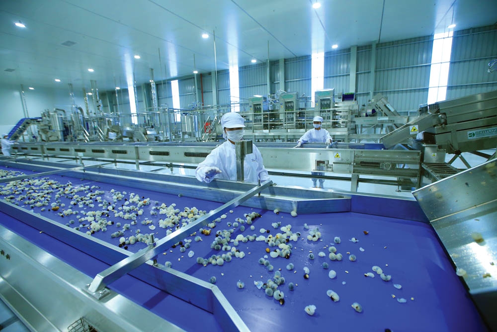 Nhiều doanh nghiệp phản ánh việc giải quyết các thủ tục hành chính đang kéo dài.