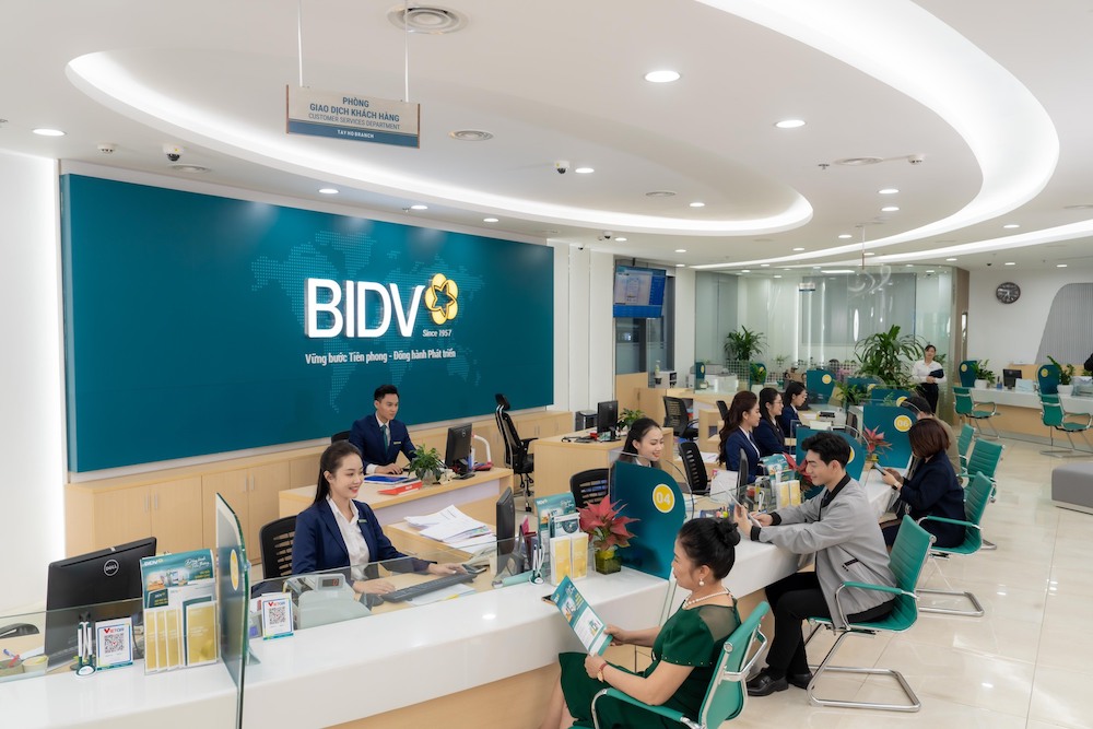 Nợ xấu gia tăng, các ngân hàng buộc phải thận trọng trong các quyết định cho vay.