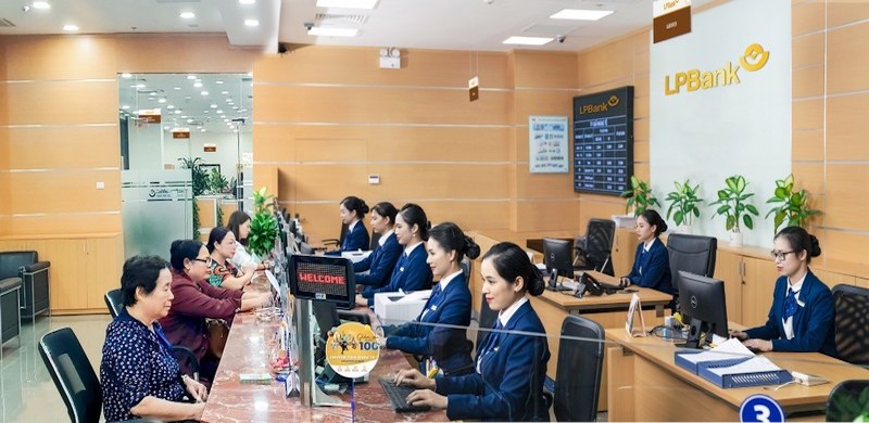 LPBank ghi nhận lợi nhuận giảm 51% trong quý II