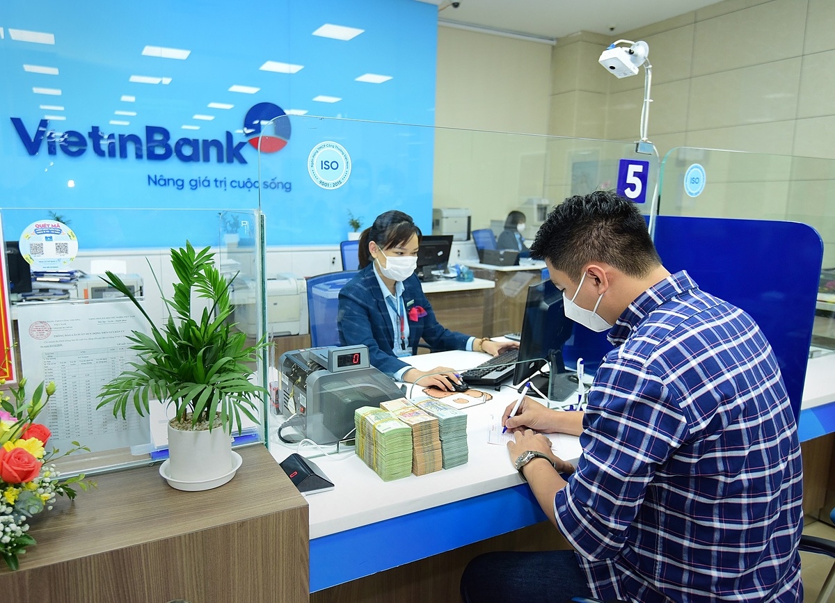 Kết thúc đợt chào bán đầu tiên, VietinBank đã phân phối thành công 50 triệu trái phiếu, tương đương 100% khối lượng chào bán.Với mệnh giá 100.000 đồng/trái phiếu, tổng số tiền VietinBank thu được từ đợt chào bán là 5.000 tỷ đồng.