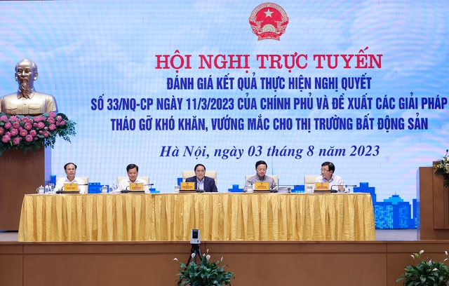 Nhiều ý kiến được doanh nghiệp kiến nghị trong Hội nghị gỡ khó cho thị trường bất động sản do Thủ tướng chủ trì &lpar;Ảnh: VGP/Nhật Bắc&rpar;.