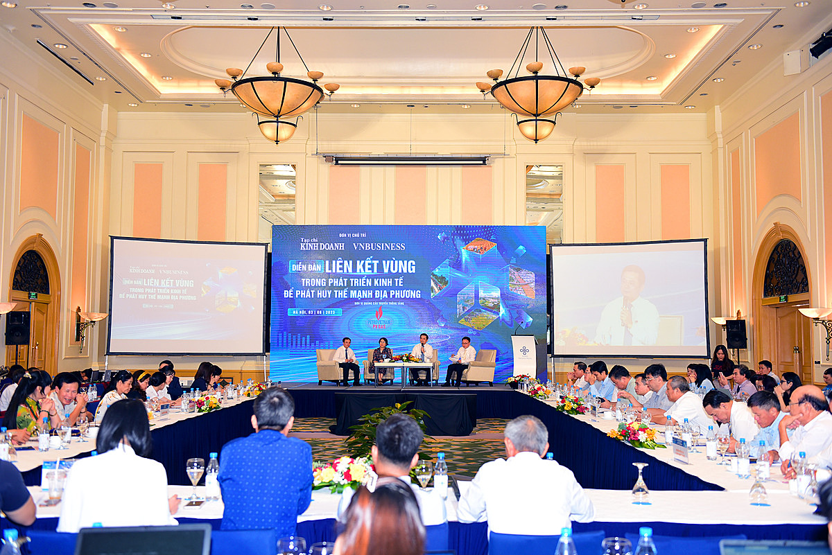 Toành cảnh Diễn đàn Liên kết vùng trong phát triển kinh tế để phát huy thế mạnh địa phương.