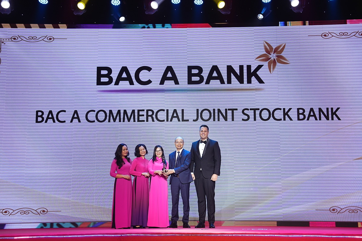 Ngân hàng TMCP Bắc Á &lpar;BAC A BANK&rpar; đã vinh dự giành giải thưởng “Nơi làm việc tốt nhất Châu Á 2023” từ Giải thưởng danh tiếng về quản trị nhân sự HR Asia Award.
