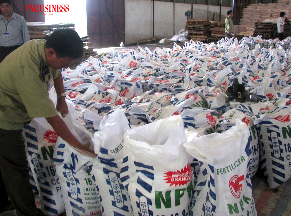 Khâu chính sách cần tránh hệ lụy làm tăng giá phân bón trong nước để nông dân và DN phân bón nội địa cùng “hưởng lợi” trước nhiều cửa sáng của ngành hàng lúa gạo.