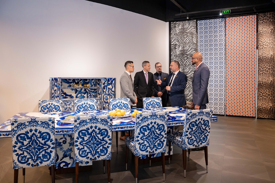 Khách hàng sẽ được trải nghiệm độc quyền nội thất hàng hiệu Dolce&Gabbana Casa, Elie Saab Maison,… và hàng loạt nội thất Châu Âu khác tại The Global City – Trung tâm mới của TP HCM.