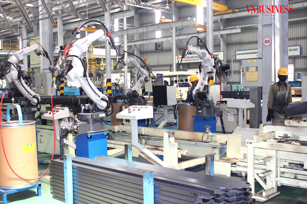 Các DN Việt cần có sự đột phá về tự động hóa và kết hợp với AI nhằm mang lại lợi ích đáng kể trong phát triển sản xuất.