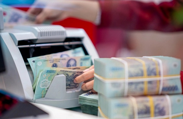 Theo các chuyên gia, thêm một đợt giảm lãi suất điều hành cũng chưa có tác động ngay trong năm nay.