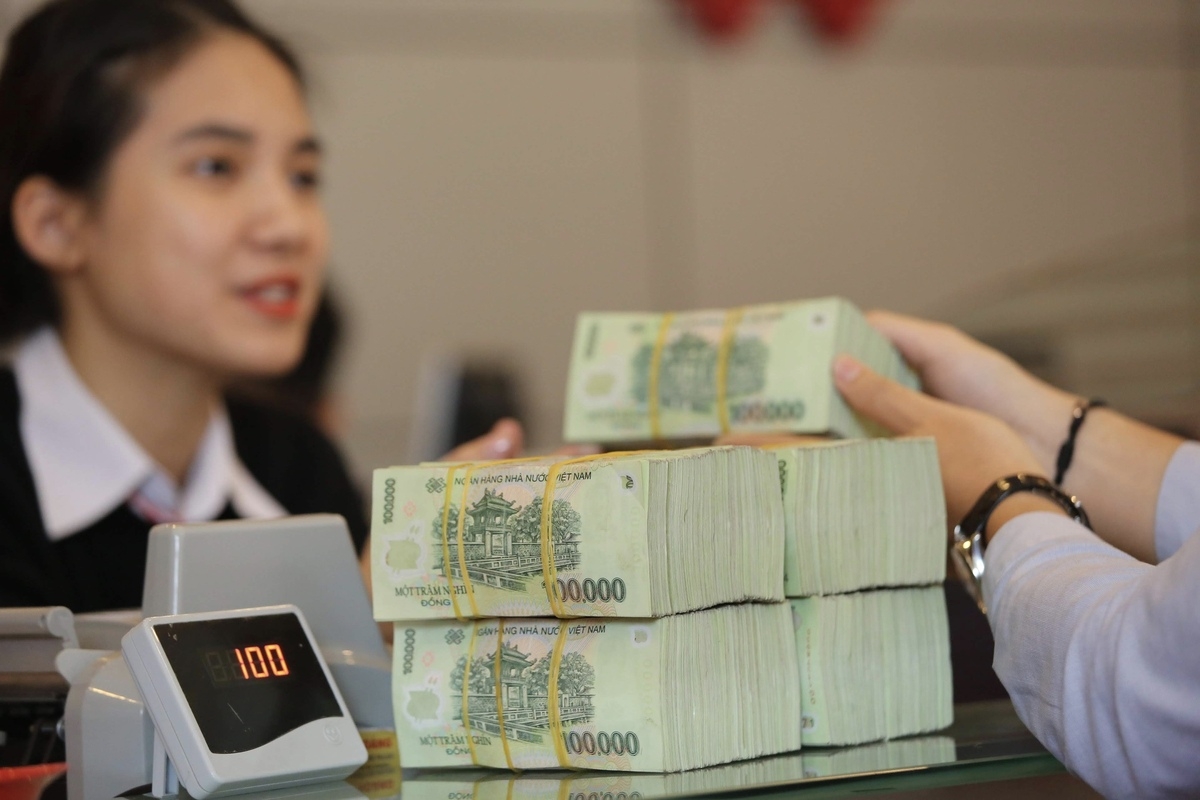 Trong khi chính sách tiền tệ đang được thực hiện khá quyết liệt thì chính sách tài khóa vẫn chưa được thực thi đúng mức.