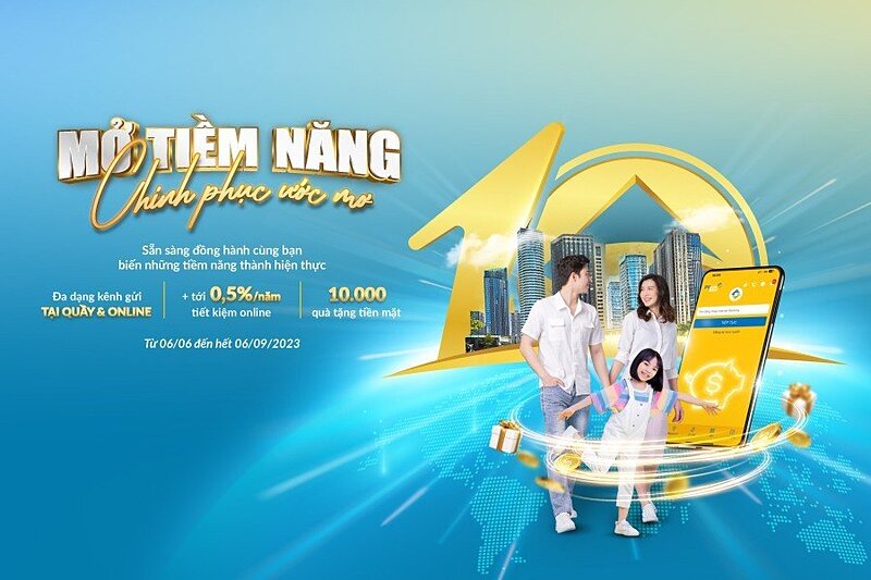 Khách hàng gửi tiết kiệm online được hưởng mức lãi suất cao hơn so với gửi tại quầy .