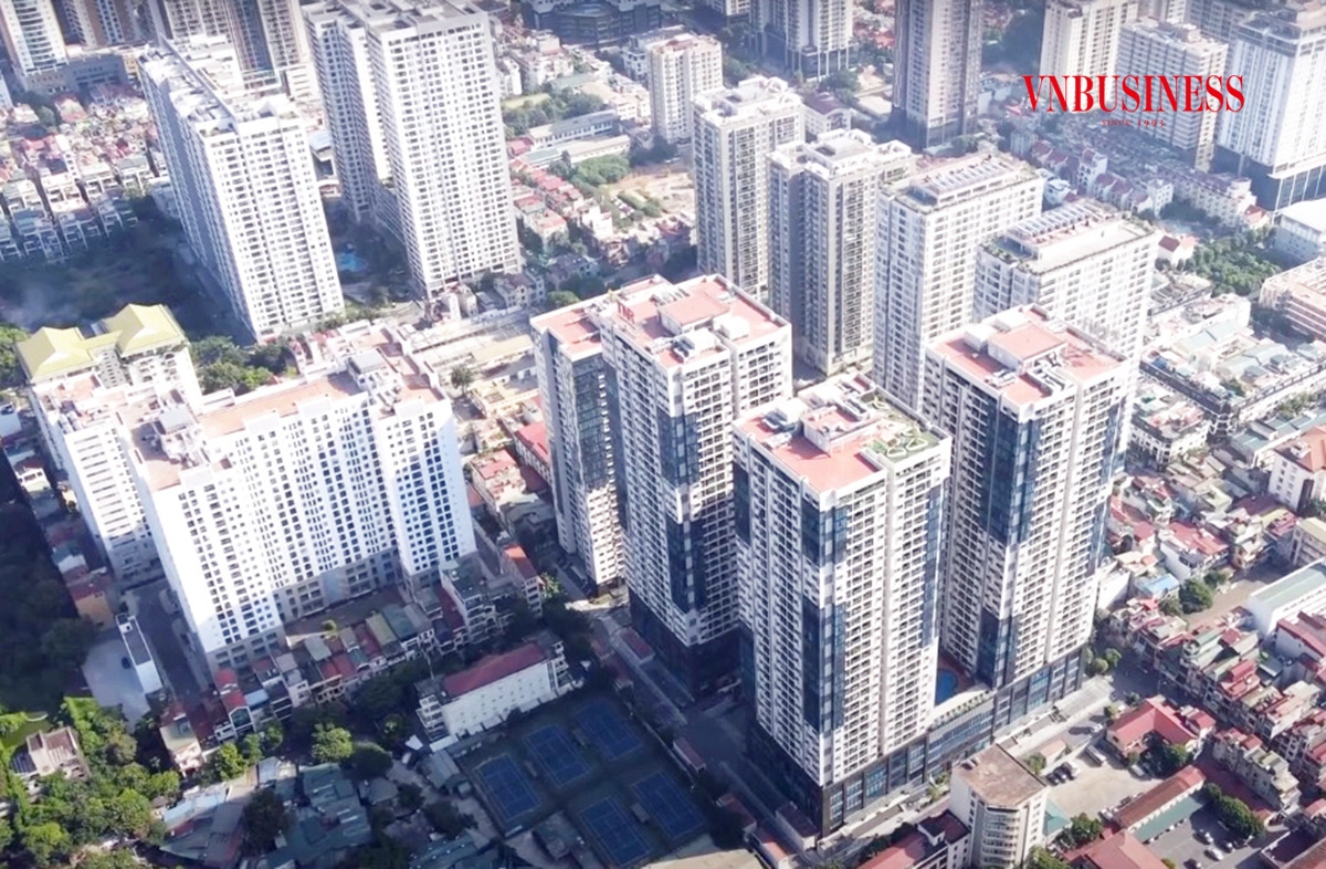 Lượng tiền mua trả trước của các doanh nghiệp địa ốc đang ghi nhận sự sụt giảm mạnh.