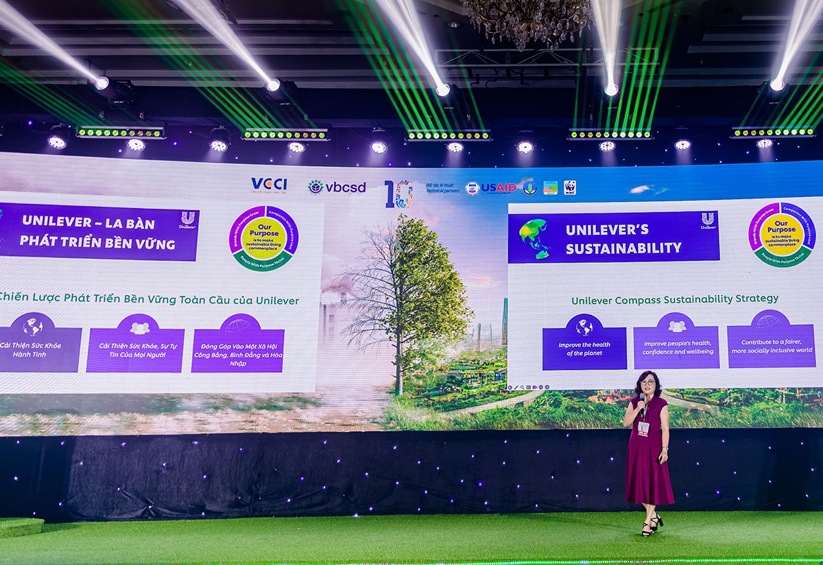 Unilever chia sẻ về chiến lược tăng trưởng xanh tại VCSF 2023.