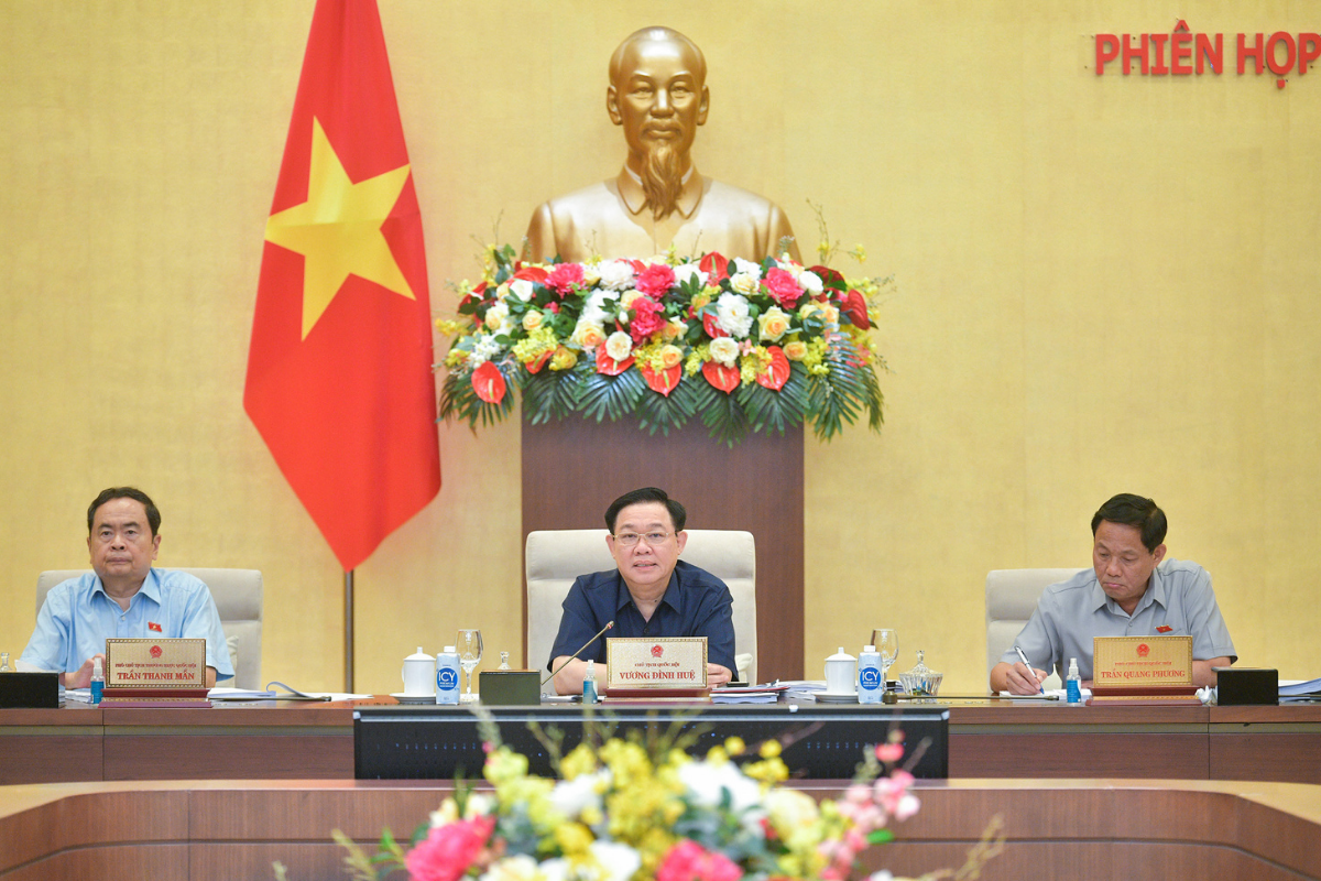 Chủ tịch Quốc hội Vương Đình Huệ nhấn mạnh: “Thu hồi đất để phát triển kinh tế - xã hội vì lợi ích quốc gia, công cộng là vấn đề khó nhất trong các Luật Đất đai qua các thời kỳ”.