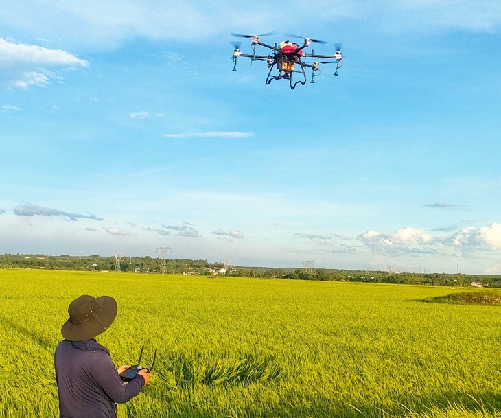 Chuyển đổi số là hướng đi tất yếu trong xu thế canh tác nông nghiệp thông minh và xây dựng nông thôn thông minh.