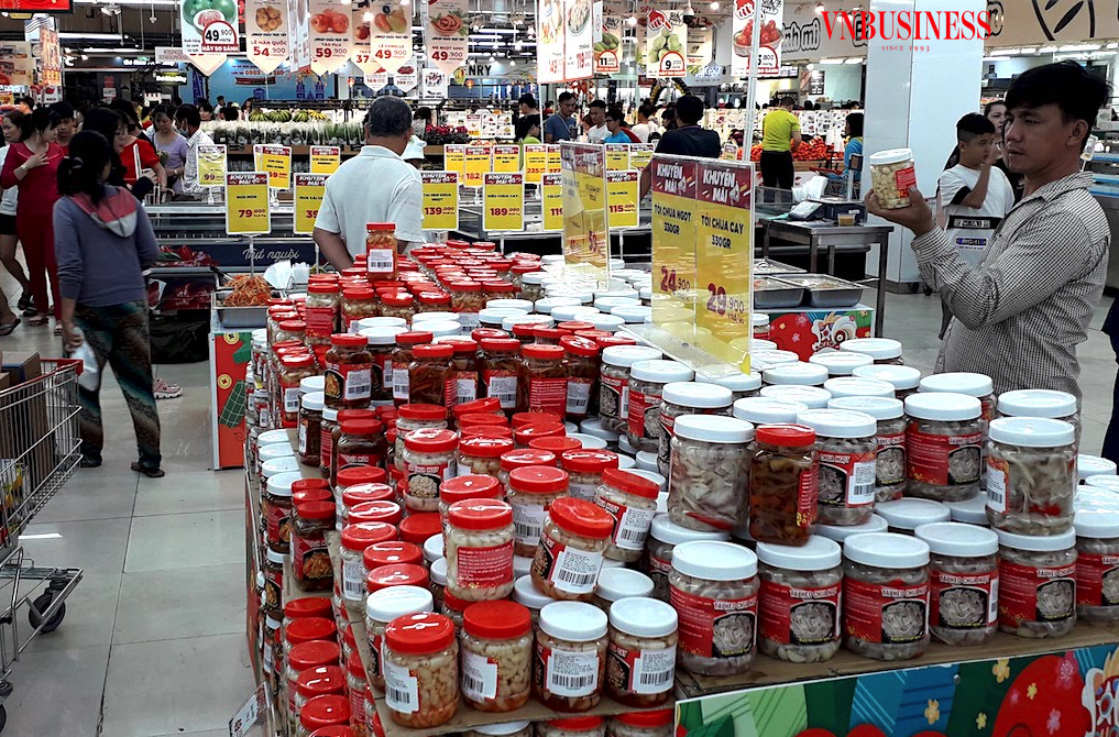 Một trong những cách để DN thực phẩm Việt tăng sức hút là chú trọng đến khẩu vị người dùng, đáp ứng nhu cầu của mọi đối tượng.