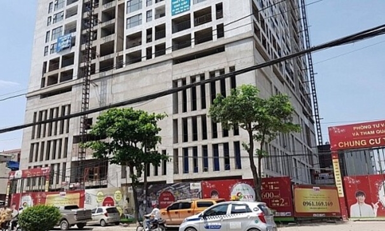 Trước khi bị tạm giữ, vợ ca sĩ Khánh Phương từng gây xôn xao với vụ thâu tóm Sông Đà 1.01