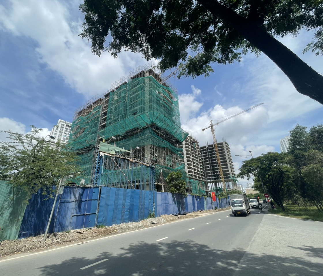 Dự án Park Vistar tại đường Nguyễn Hữu Thọ, xã Phước Kiển, huyện Nhà Bè do Công ty Đông Mekong làm chủ đầu tư.