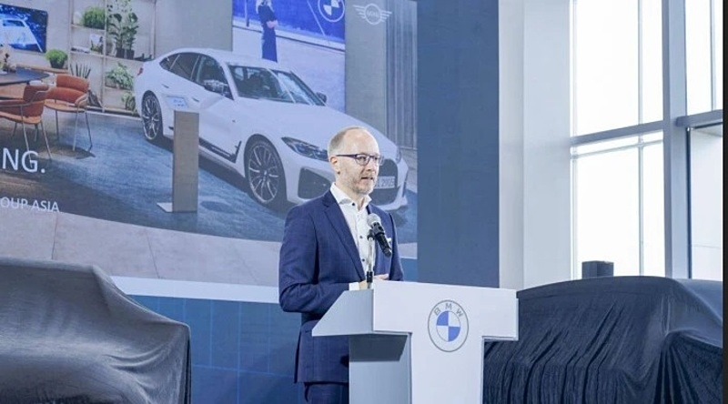 Ông Lars Nielsen, Giám đốc Điều hành BMW châu Á.