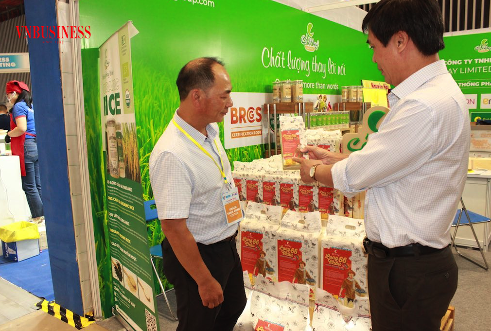 Trong bối cảnh giá gạo thế giới đang “nóng” thì các nhà XK gạo của Việt Nam cần nhìn thấy đâu là khó khăn và đâu là cơ hội đối với họ.