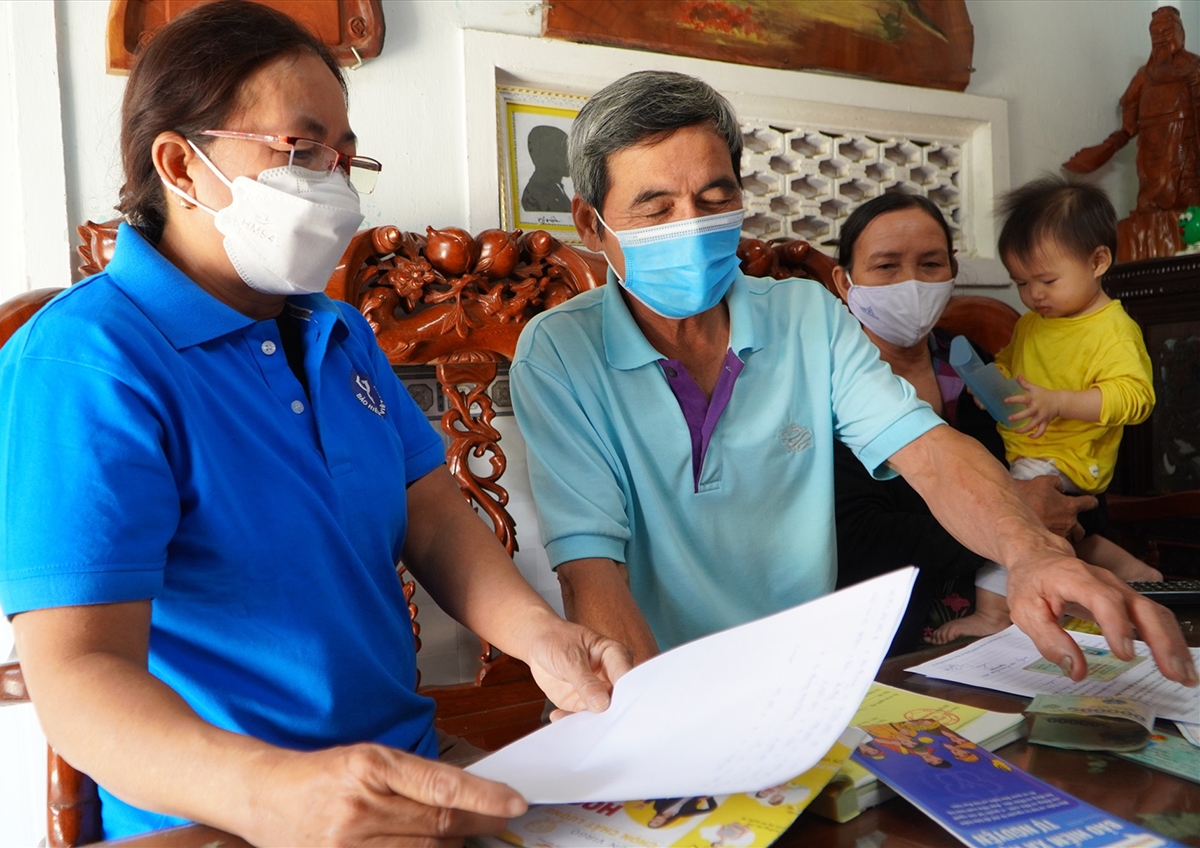 Tham gia BHXH tự nguyện là lựa chọn ưu việt để người lao động tự do có khiên bảo vệ khi về già &lpar;Ảnh: Thanh Dũng&rpar;.