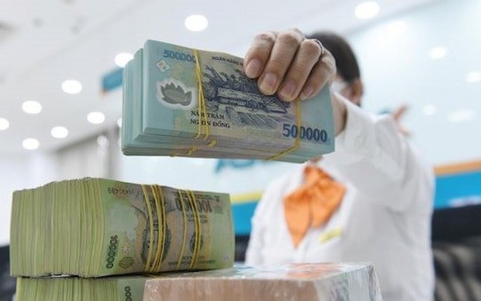 Khi ngành ngân hàng Việt Nam dần tiệm cận với những chuẩn mực quốc tế, nhiều ý kiến cho rằng việc duy trì cấp room tín dụng hàng năm như hiện nay không còn cần thiết.