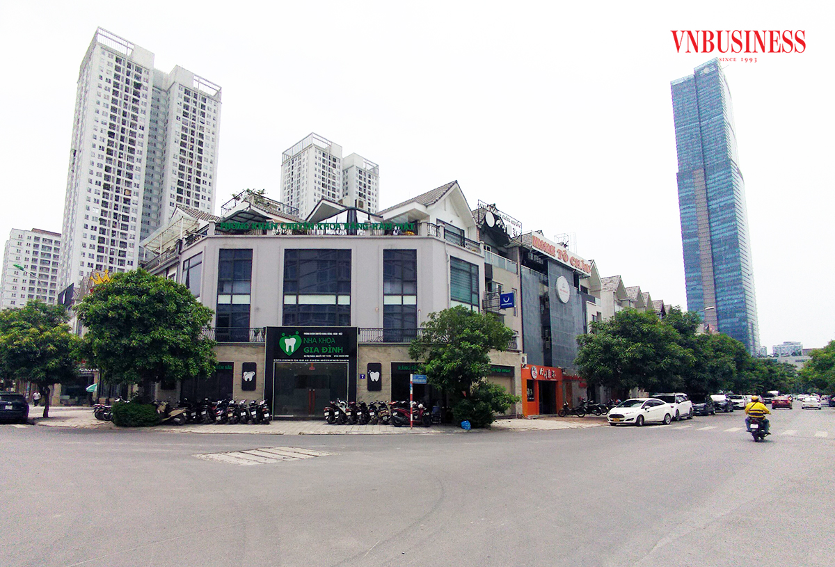 Các chủ mặt bằng đang buộc phải giảm giá 15-30% để kéo khách thuê &lpar;Ảnh minh họa: HN&rpar;.