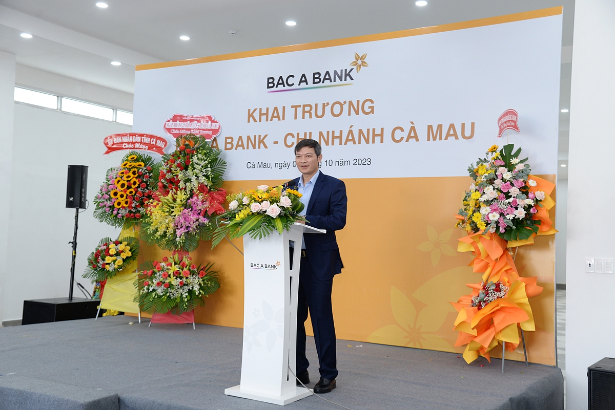 Ông Nguyễn Việt Hanh, Phó Tổng Giám đốc BAC A BANK phát biểu khai mạc.
