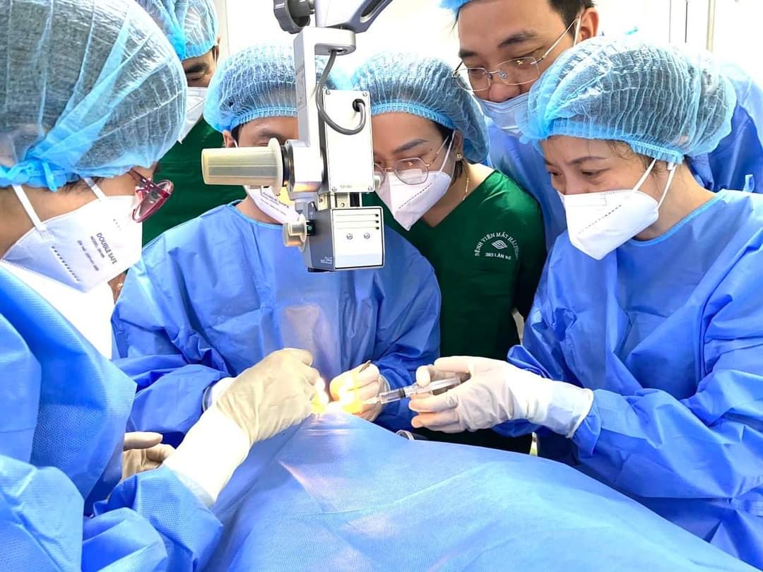 Đến nay, bệnh viện đã làm chủ được rất nhiều kỹ thuật khó, chuyên sâu về mắt &lpar; ảnh Tư liệu&rpar;.