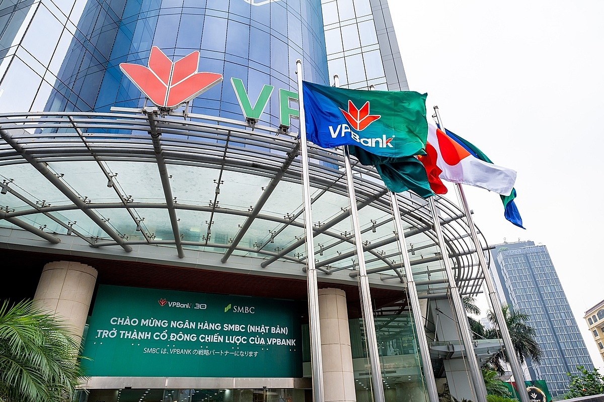 Bức tranh kinh doanh toàn cảnh của VPBank duy trì gam màu tươi sáng.